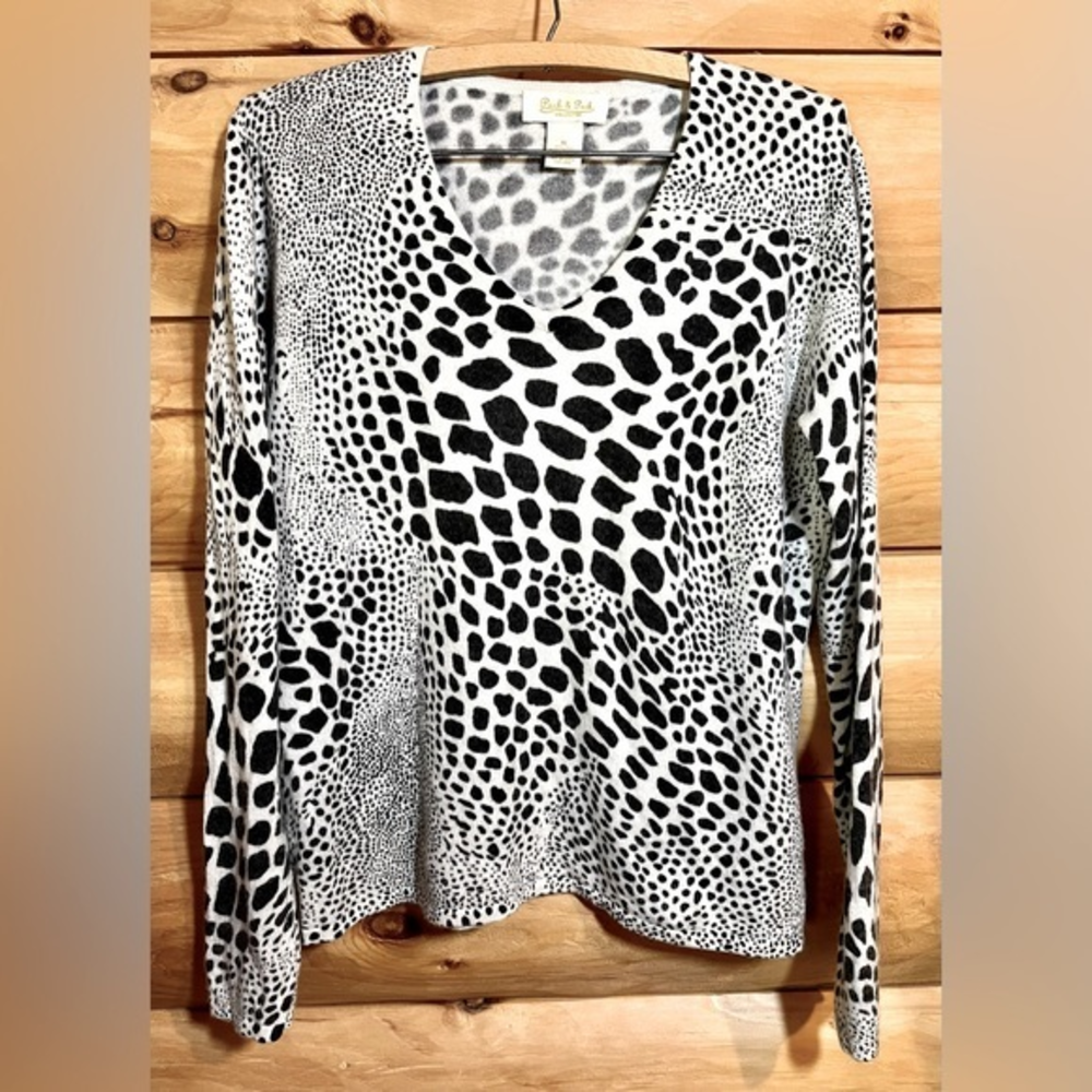 Ladies sweater by Peck & Peck. Silk and‎ Cashmere. Size XL